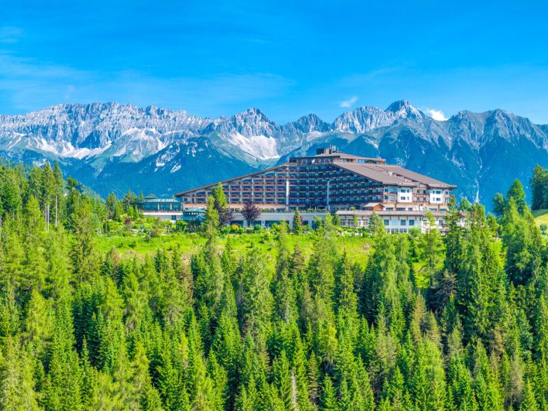 Interalpen-Hotel Tyrol  | Exterior Summer View