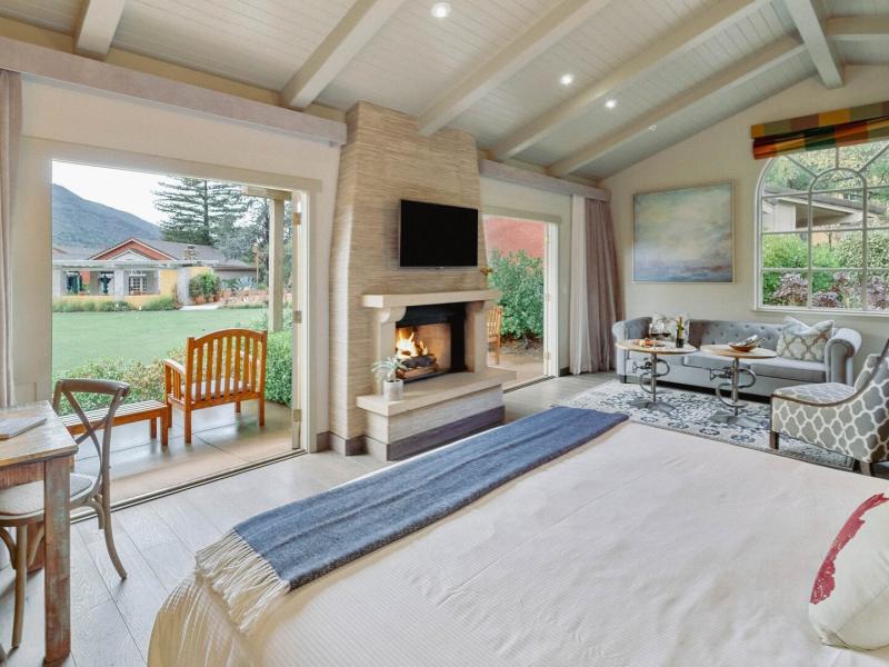 Luxury Croquet Guestroom