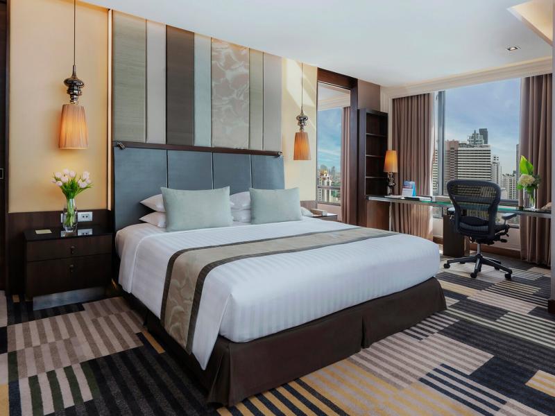 Executive Suite Bedroom