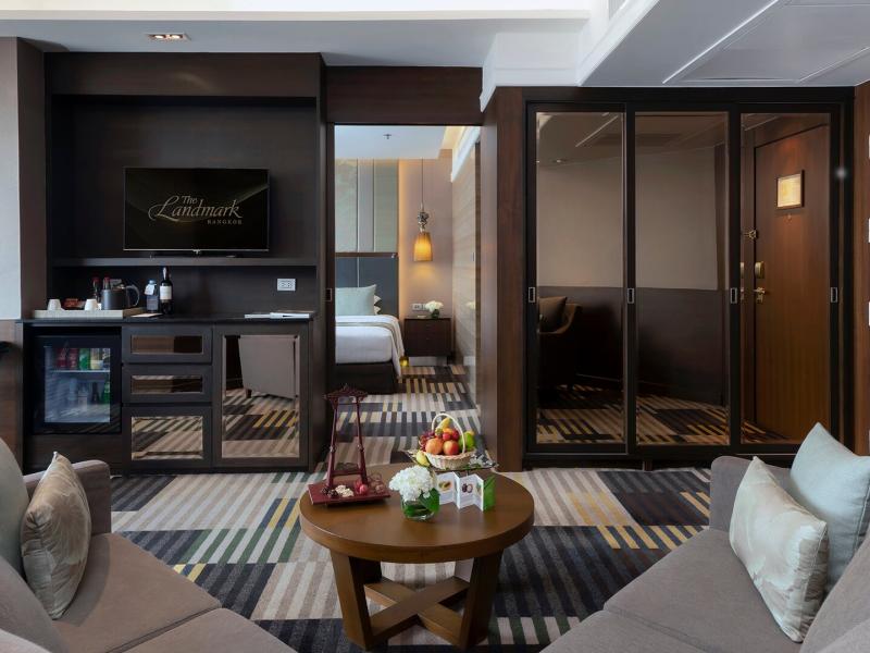 Deluxe Suite Overview