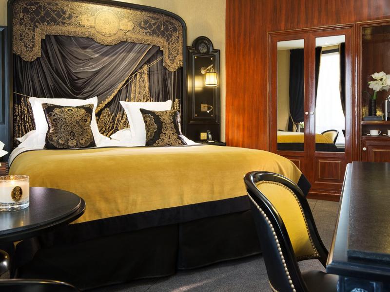 Deluxe Accommodation