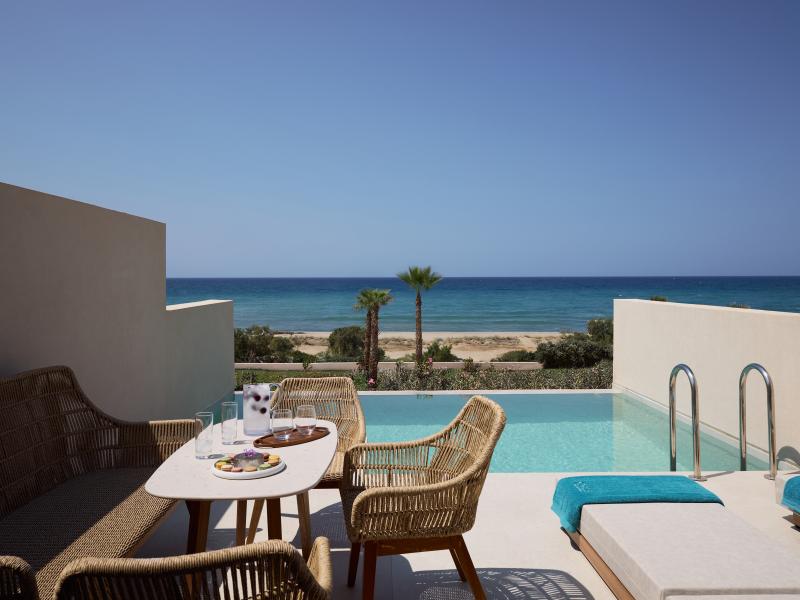 OROS LUXURY BEACH RESORT | L.V.X. Collection | Preferred Hotels and Resorts