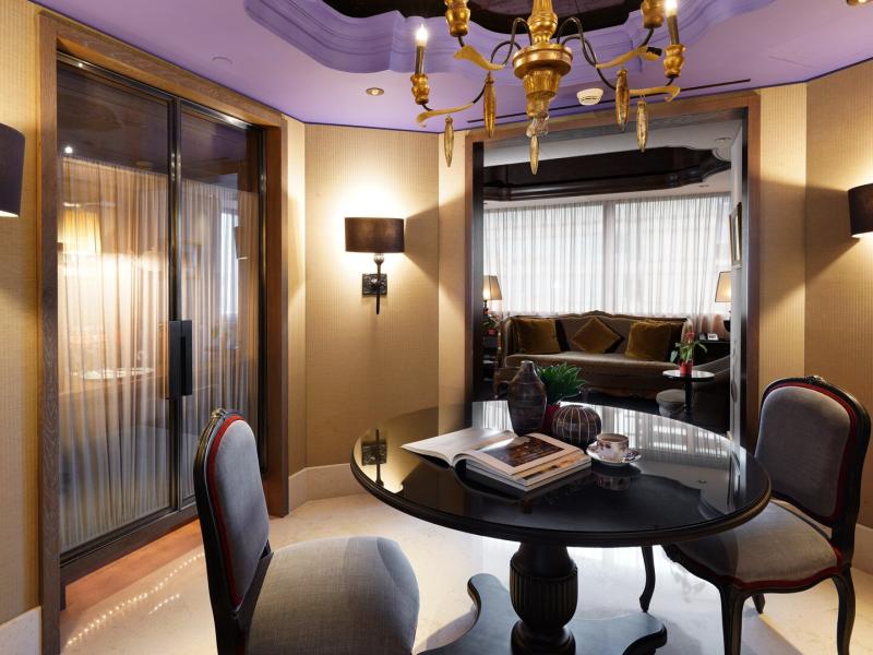 Premier Suite Foyer and Dining Space with View Living Space