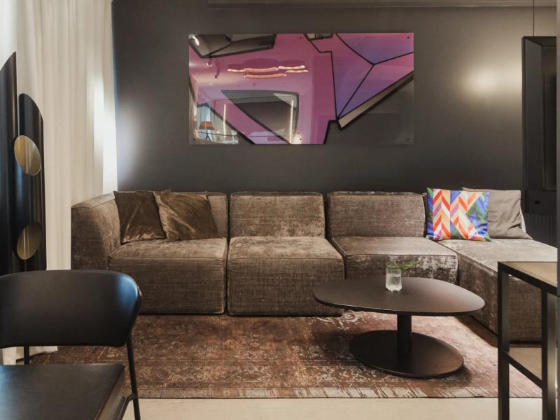 Sky Balcony Suite Livingroom Space