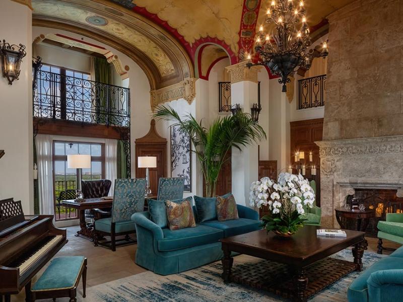Presidential Everglades Living Area