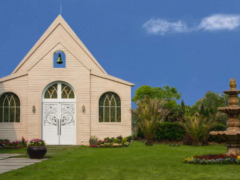 Garden with Waterfountain