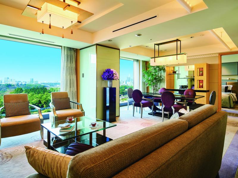 Executive Garden Suite Living Space