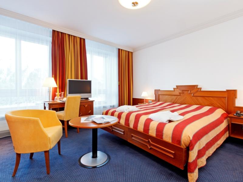 Double Deluxe Guest Accommodations