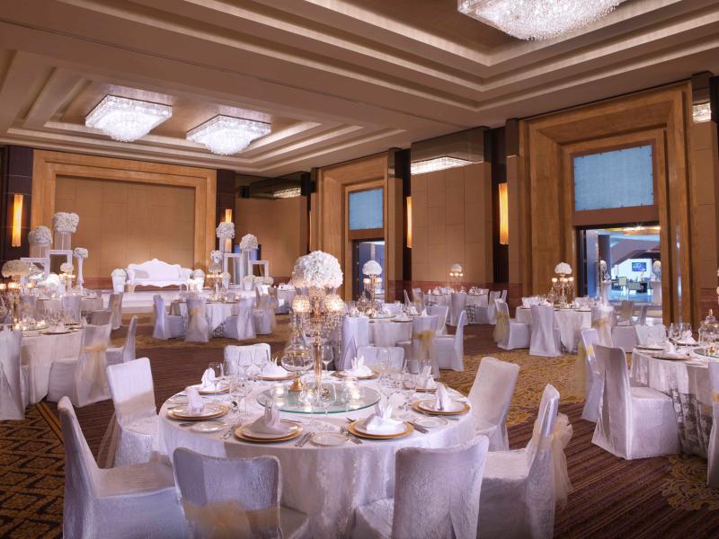 Ballroom Wedding Setup