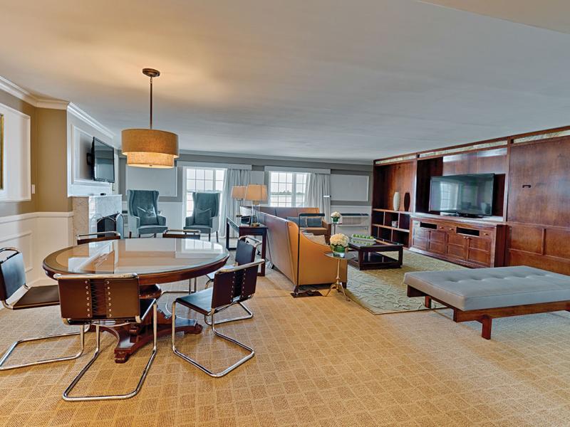Penthouse Suite Parlor