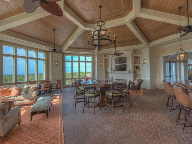 Lounge Space with a View