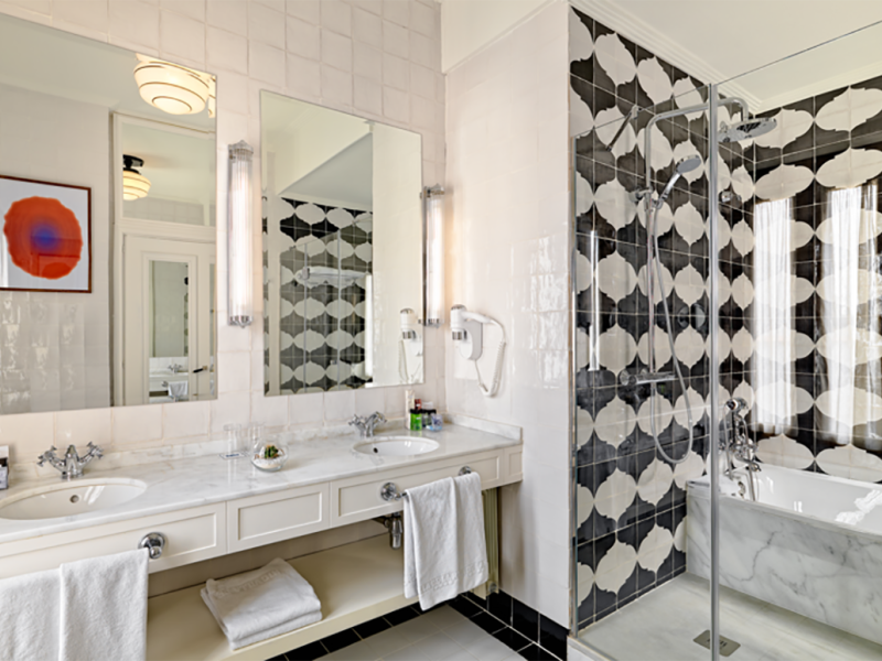 H10 Villa De La Reina Suite WC