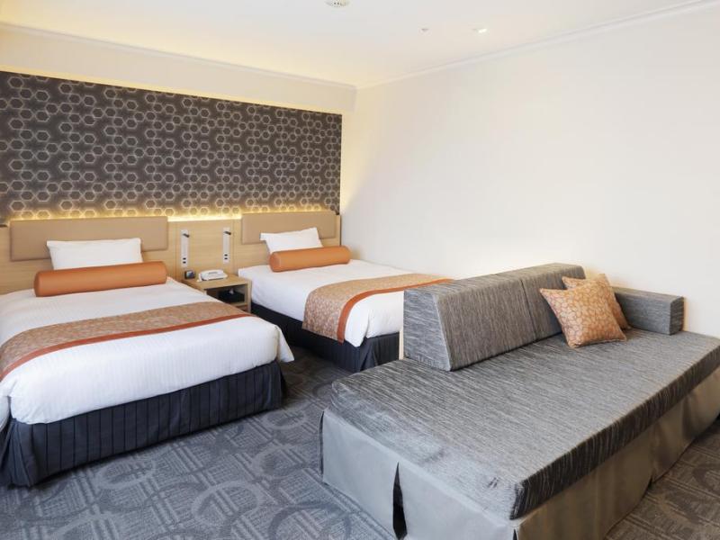 Double Beds Guest Room