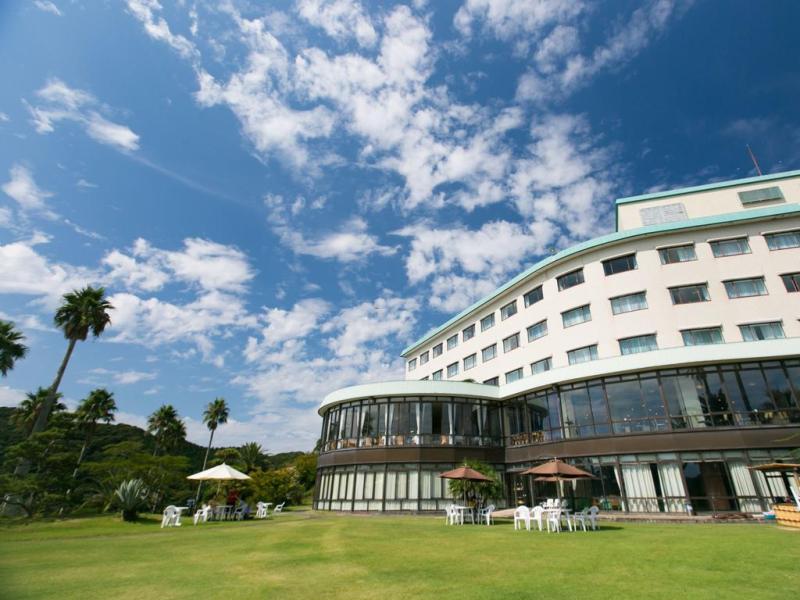 Shimoda Tokyu Hotel Lawn