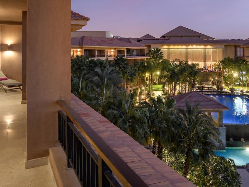 Dusit Thani LakeView Cairo Panoramic Suite Balcony
