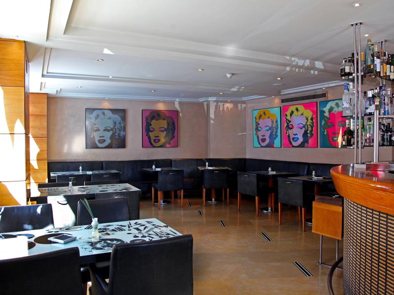 Hotel Villa Real Restaurant East 47
