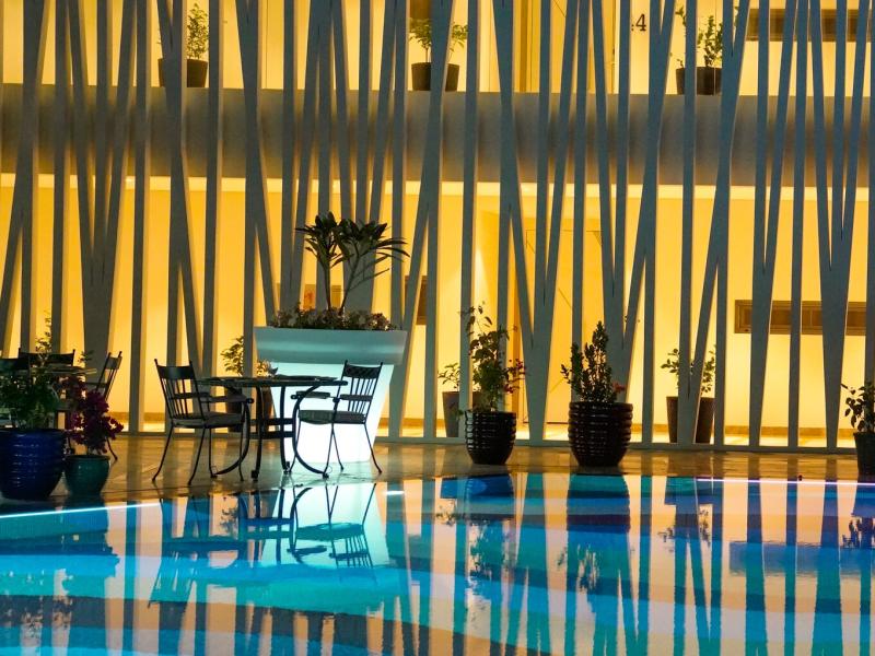 Vivienda Jeddah Pool at Dusk