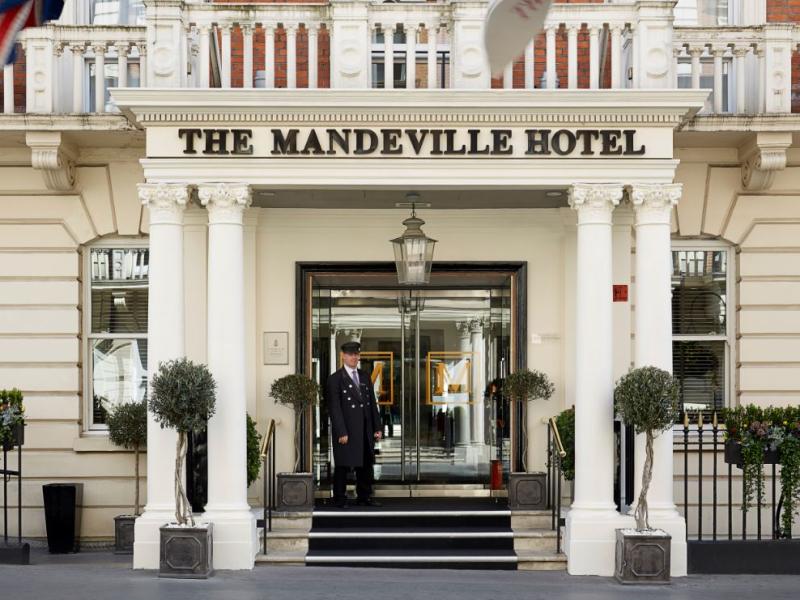 The Mandeville Hotel Entrance