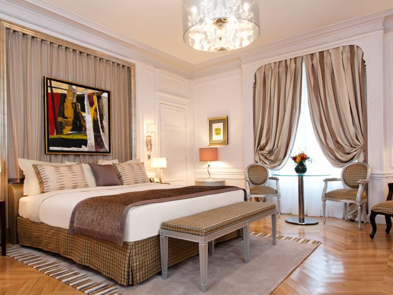 Majestic Hotel-SPA Champs-Elysées 