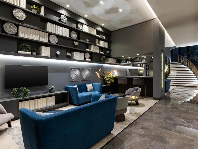 Bluedoors York Luxury Suites Lobby
