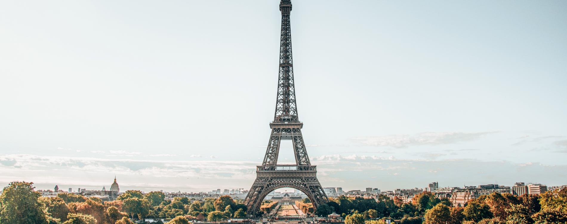 Paris Eiffel Tower Masthead