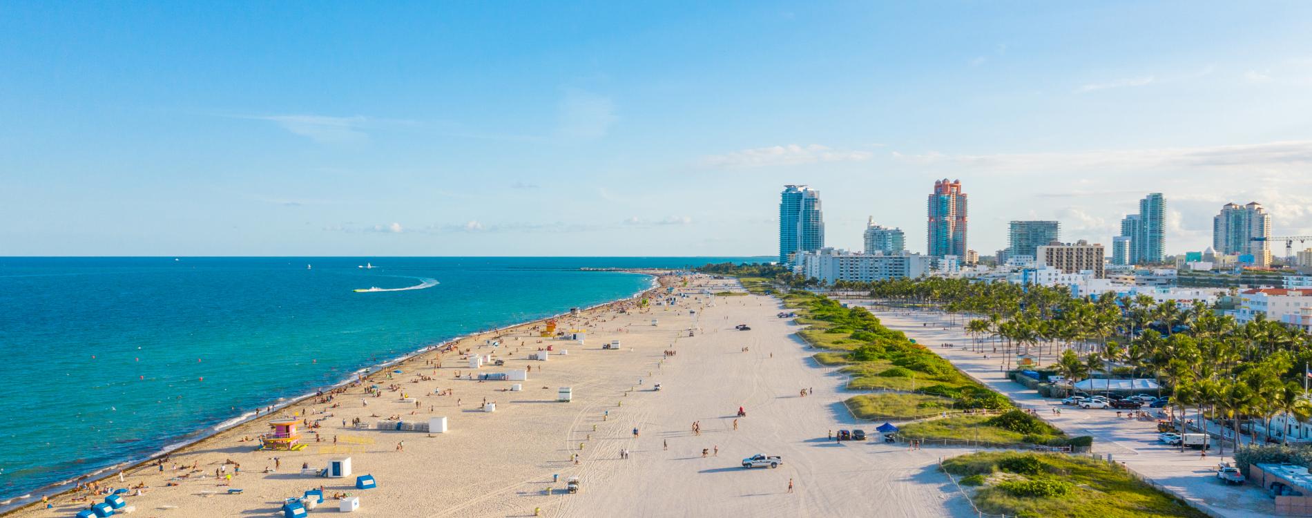 Florida Beach - Miami Skyline in the distance