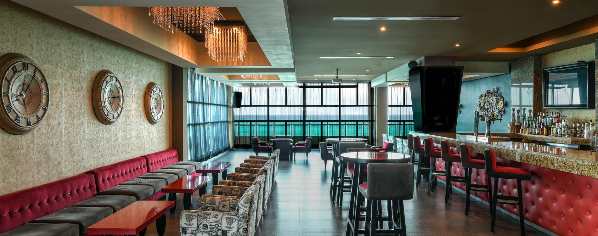 Generations Riviera Maya Bar