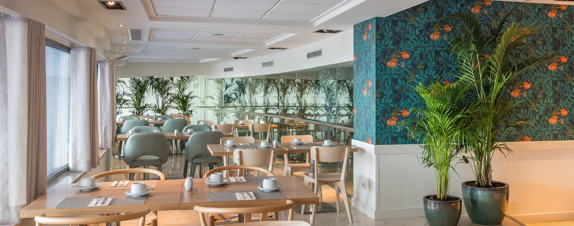 Sesimbra Oceanfront Hotel Dining