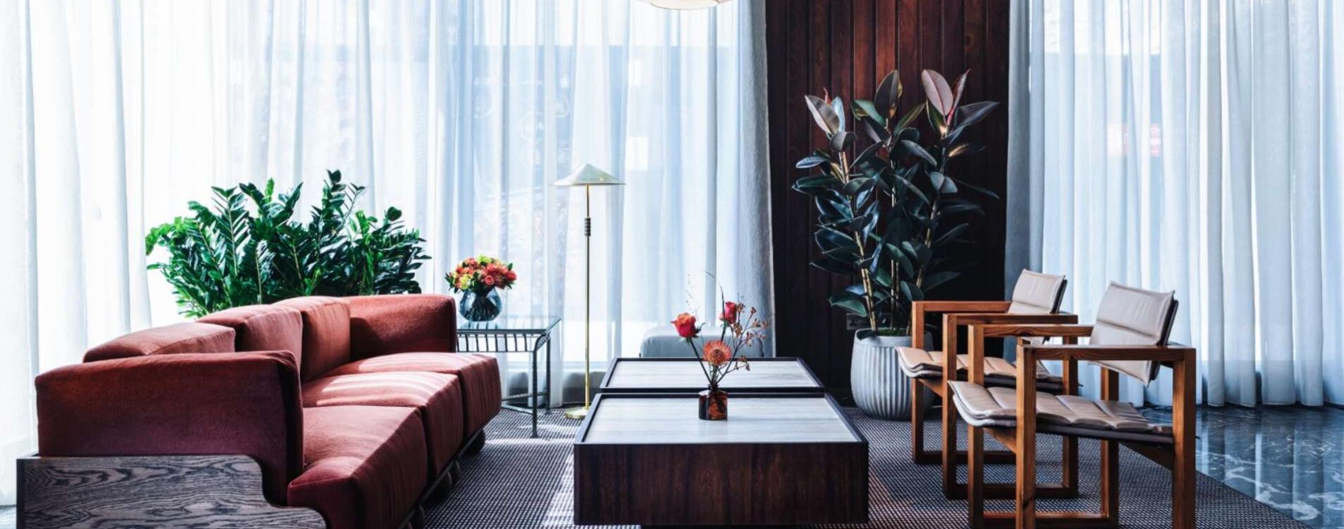 Hotel Saint Lobby
