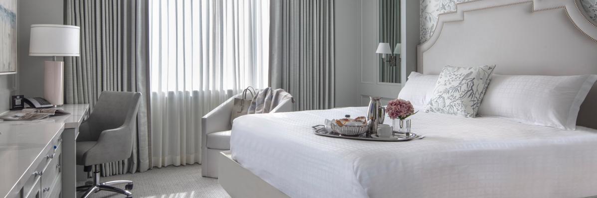 Hotel Monteleone Guestroom