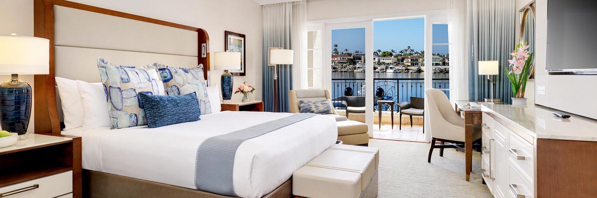 Balboa Bay Resort Bayview Suite Bedroom