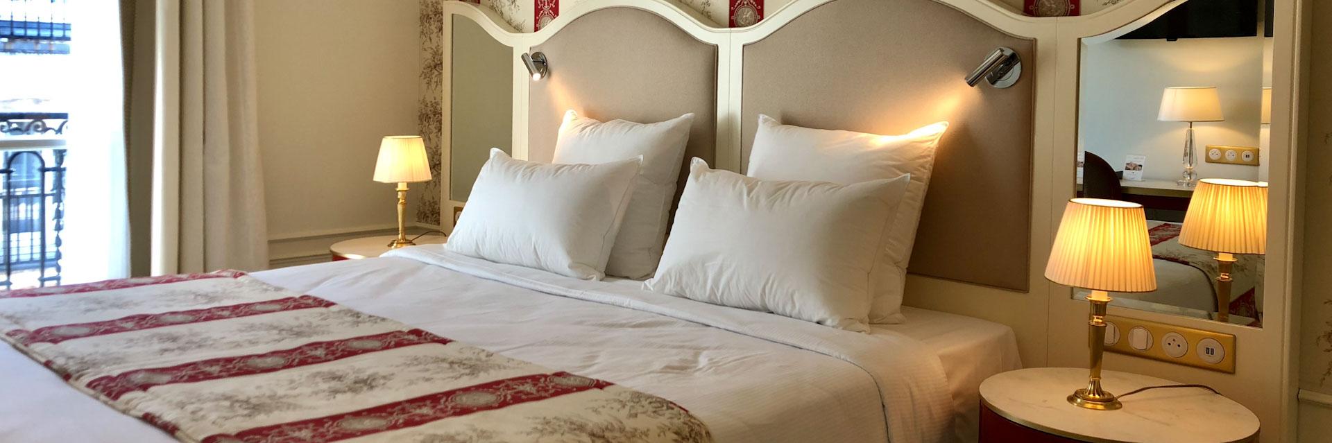 Hotel Mayfair Paris Superior Room