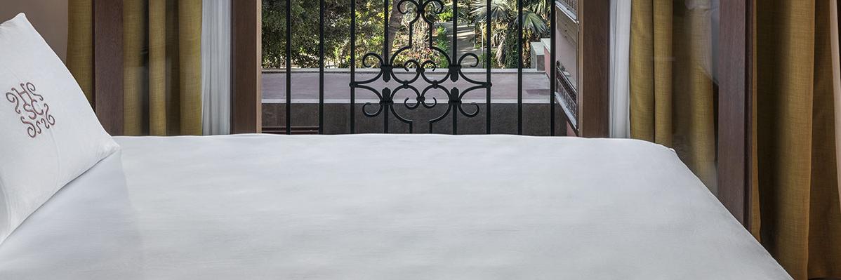 Santa Catalina Accommodations