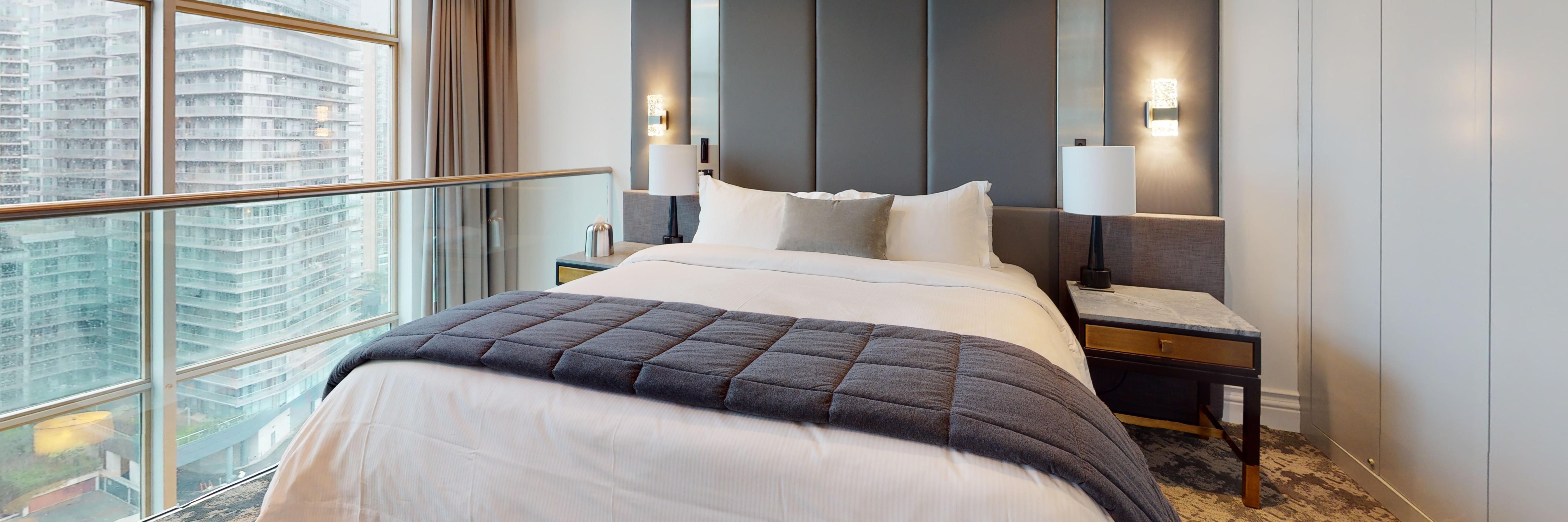 SoHo Hotel Toronto SoHo Penthouse Bedroom