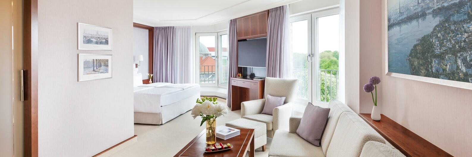 Grand Elysée Hamburg Accommodations