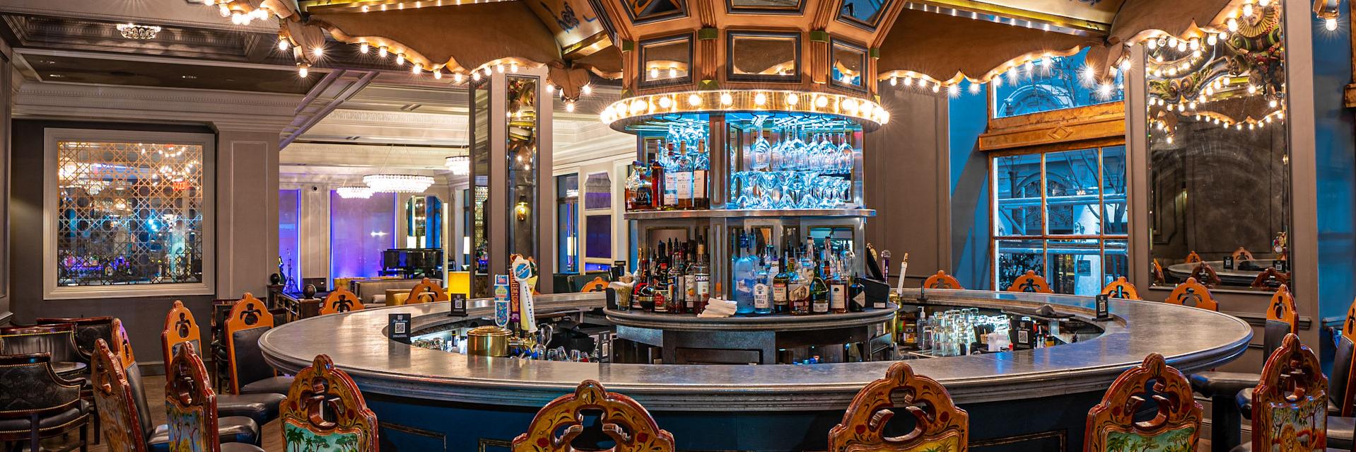 Hotel Monteleone Carousel Bar