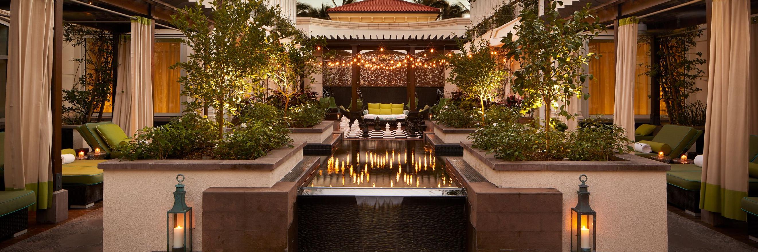 Eau Palm Beach Resort & Spa | Spa Centered Garden