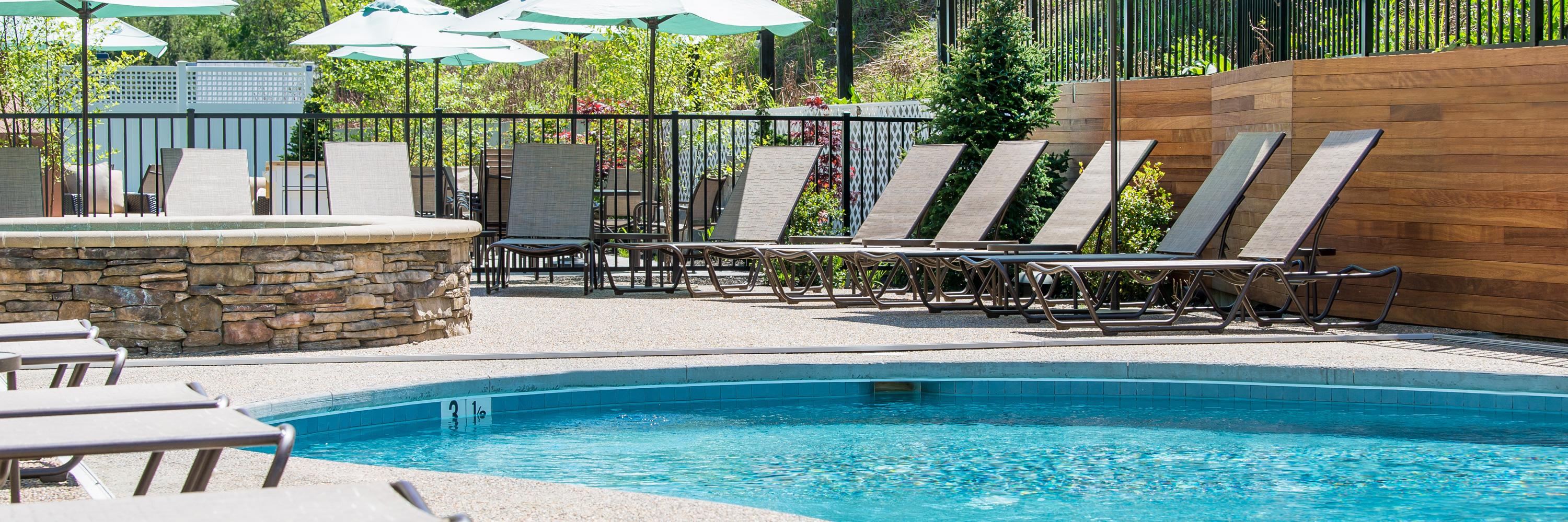 The Grand at Bedford Village Inn Pool