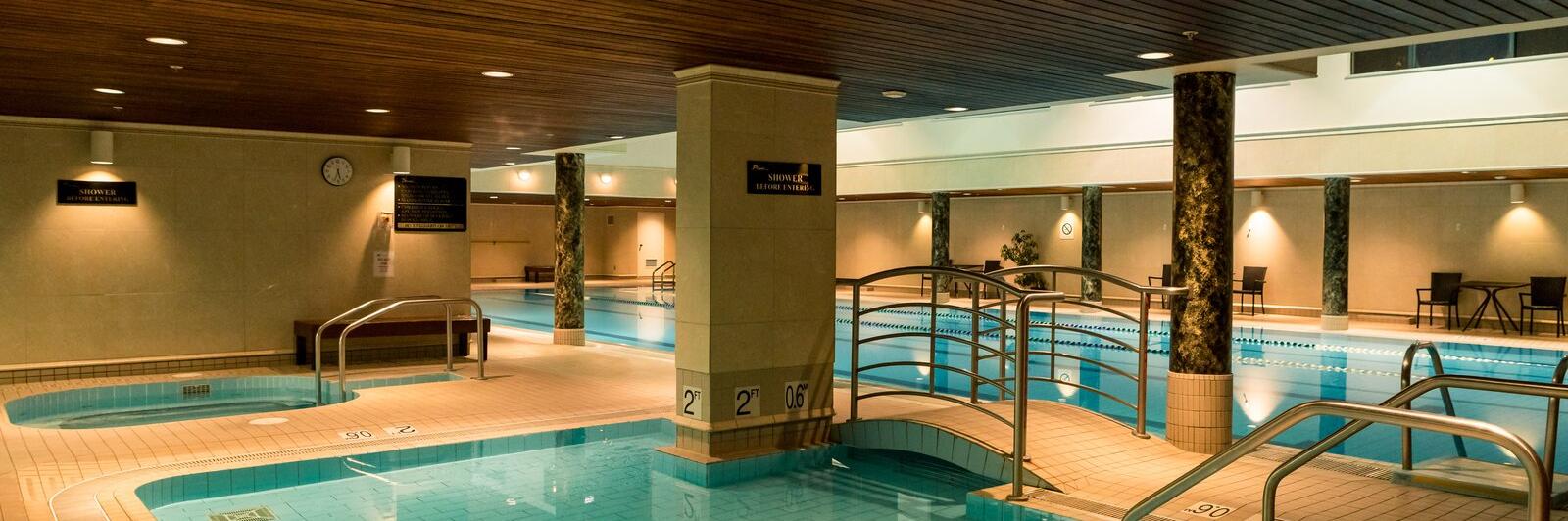 Hotel Grand Pacific Victoria Athletic Club Family Pool
