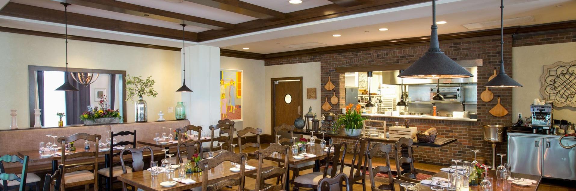 Hamilton's Kitchen Restaurant at The Alfond Inn