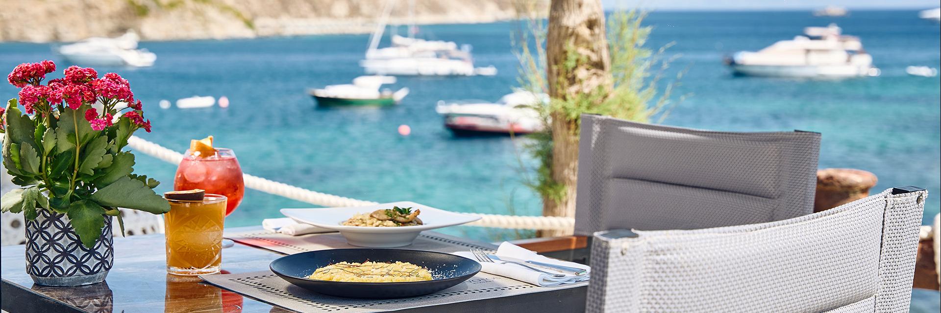 Kivotos Mykonos Dining