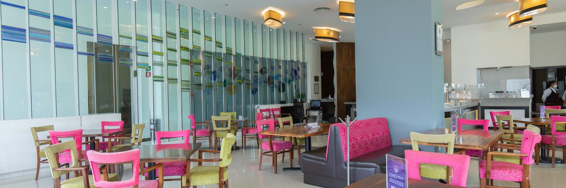 HS HOTSSON Hotel Queretaro Dinning