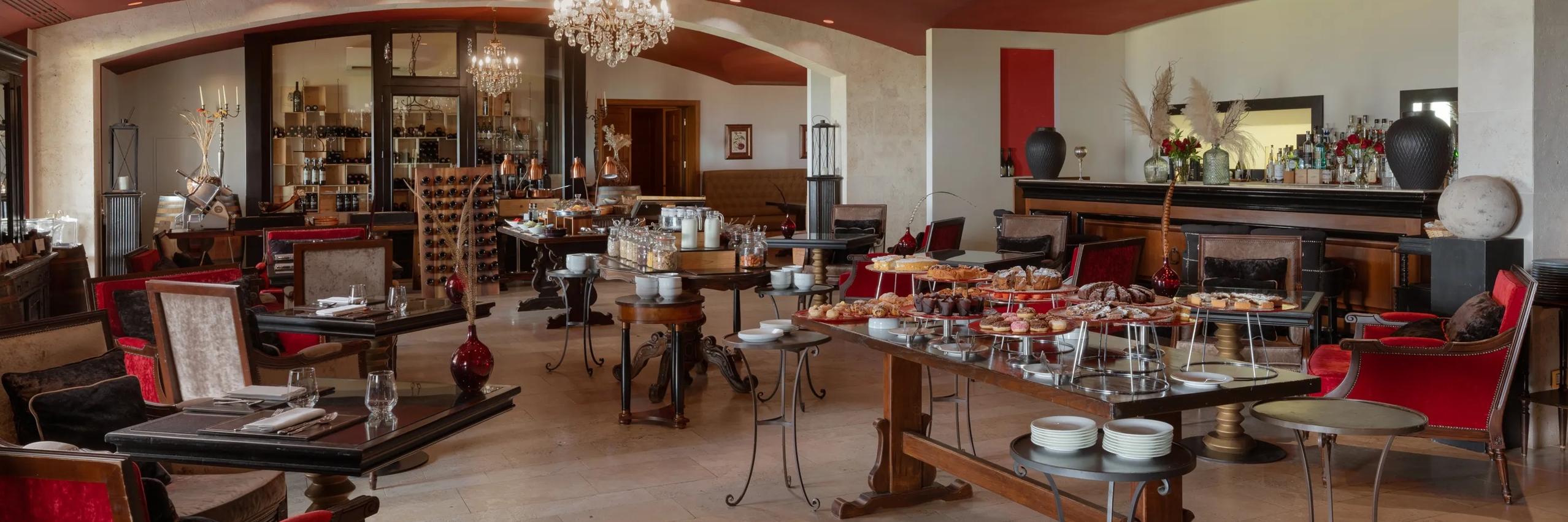 Castello di Velona Resort | Settimo Senso Restaurant Overview