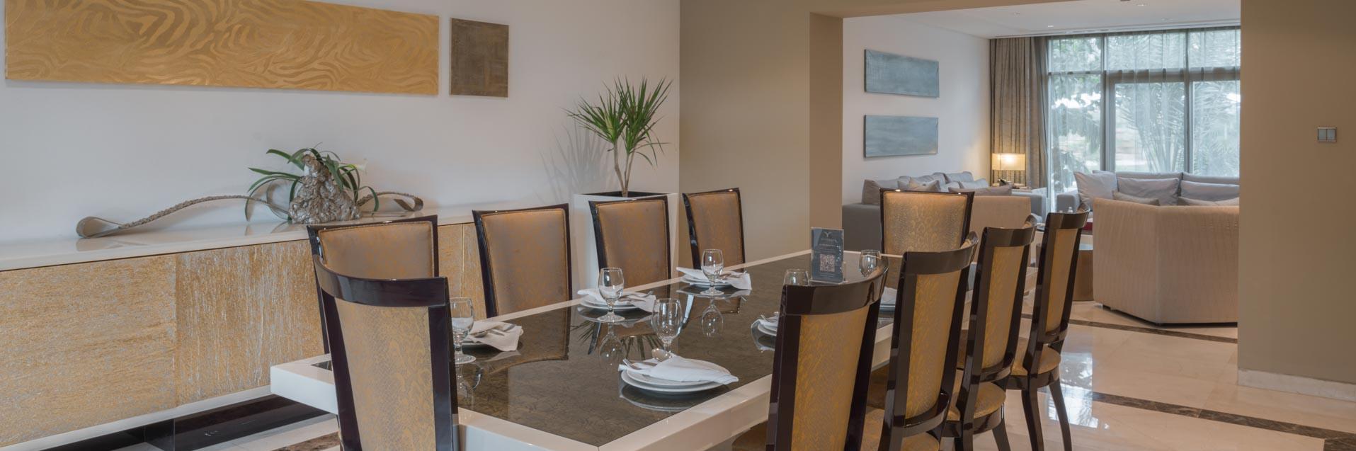 Room Service available around the clock - Vivienda Granada