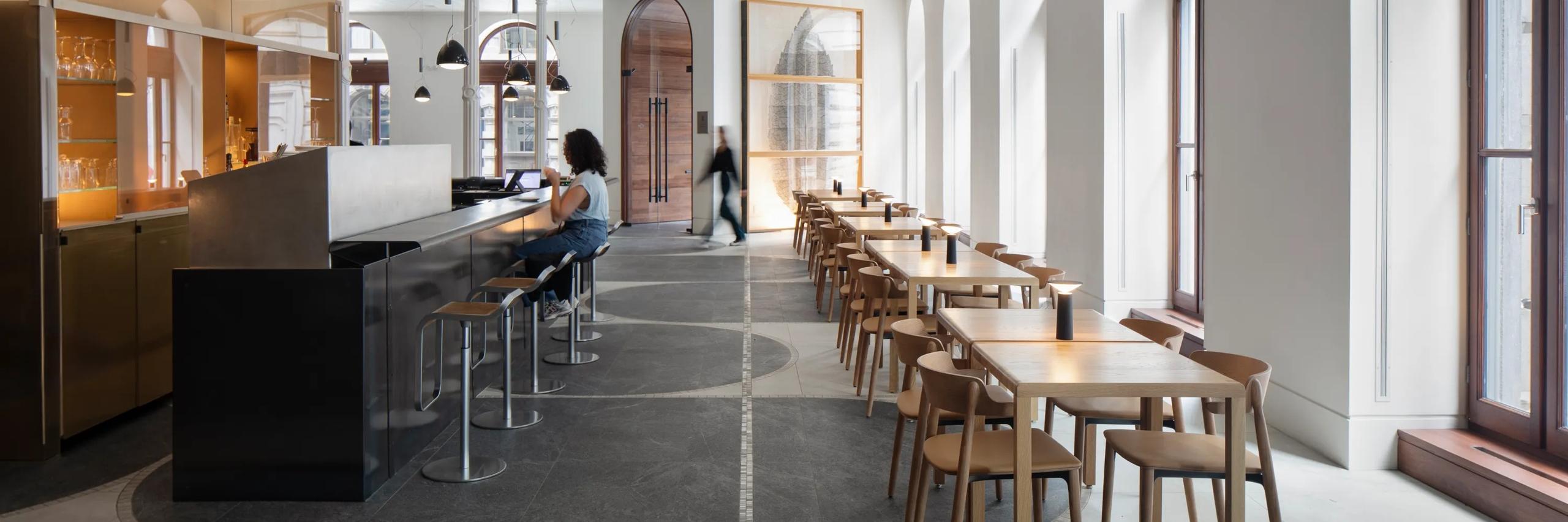 Hotel Gault | Lobby Restaurant & Bar