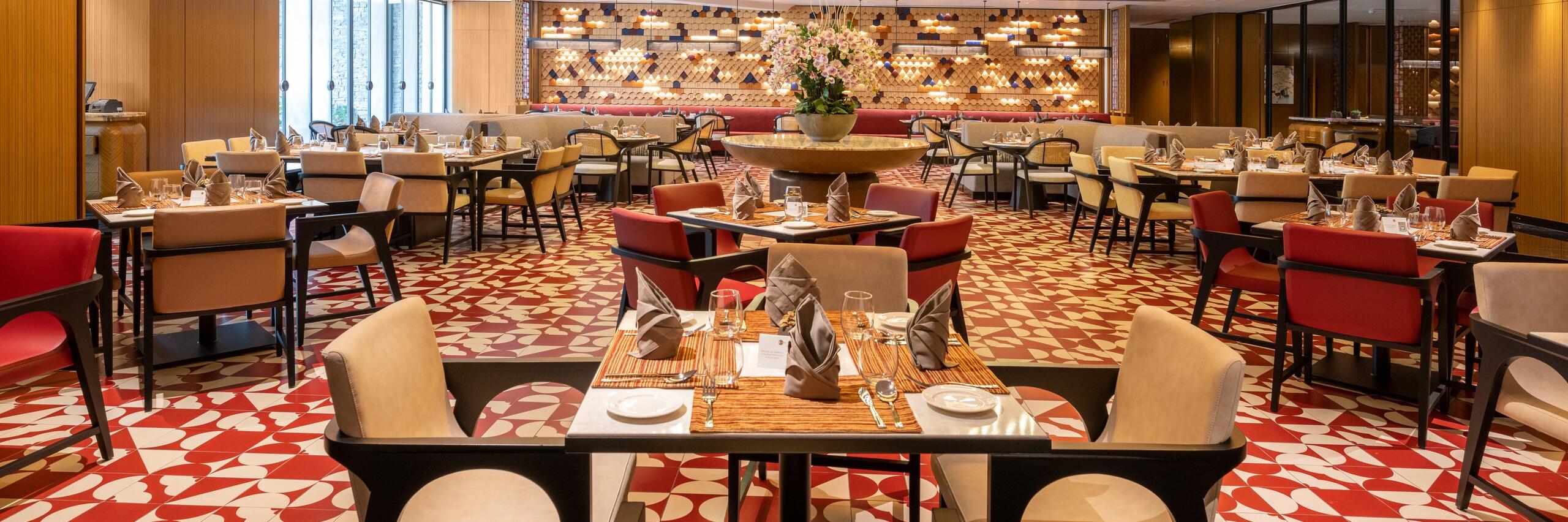 One World Hotel | Cinnamon Coffee House Restaurant