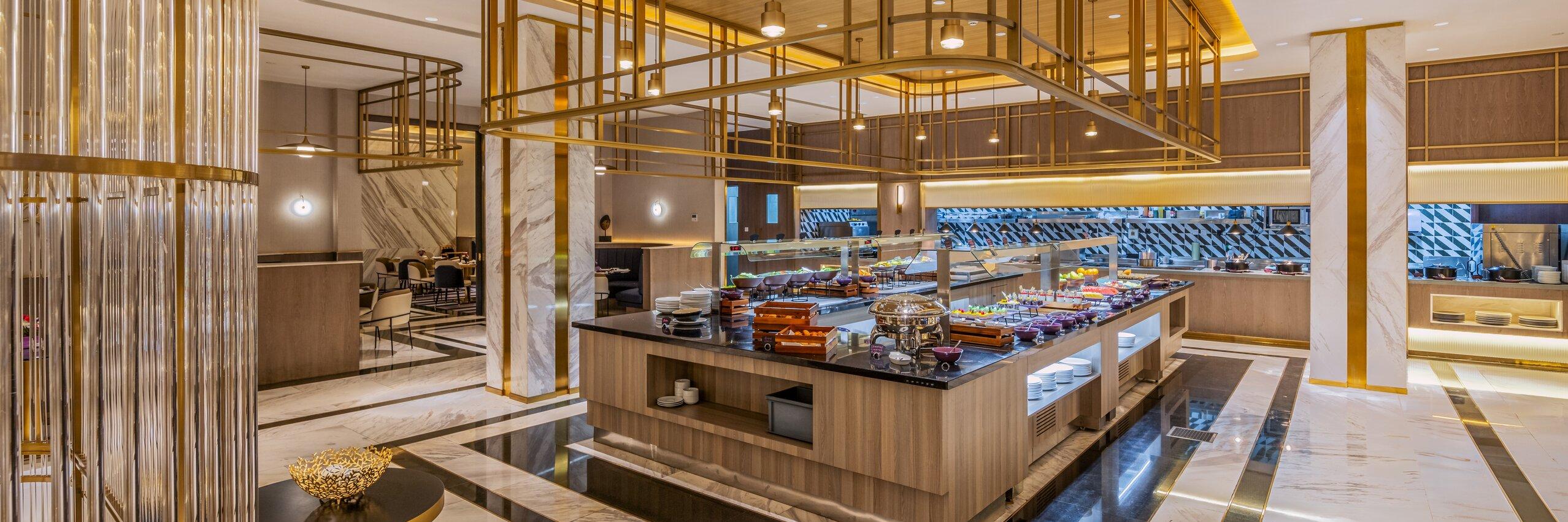 Glee Hotel Glow Restaurant Buffet