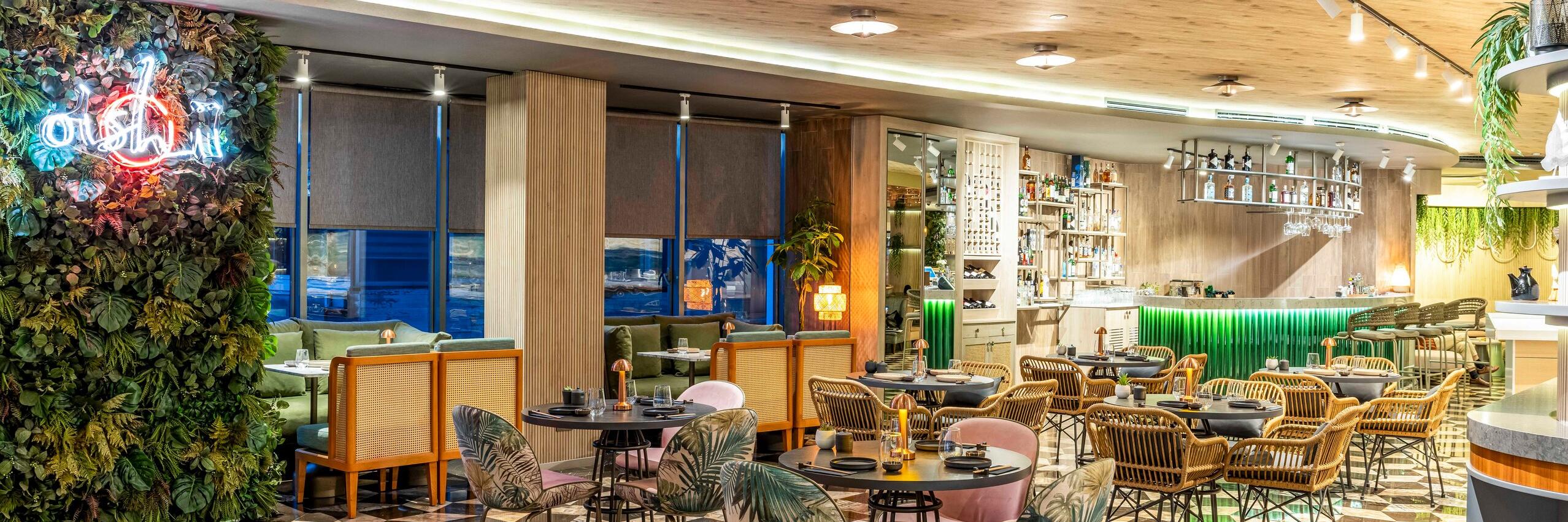 Opera Hotel Bosphorus Restaurant Oishii