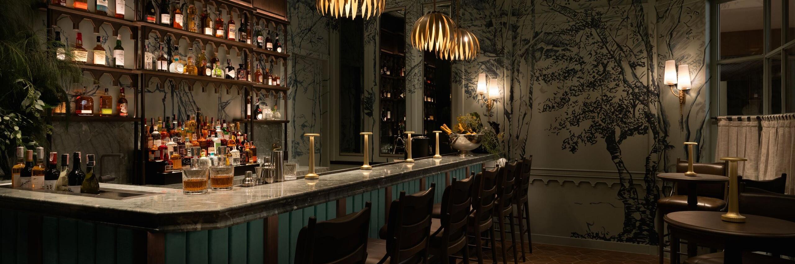 Dusit Thani Bangkok Pavillion Restaurant Forest Bar