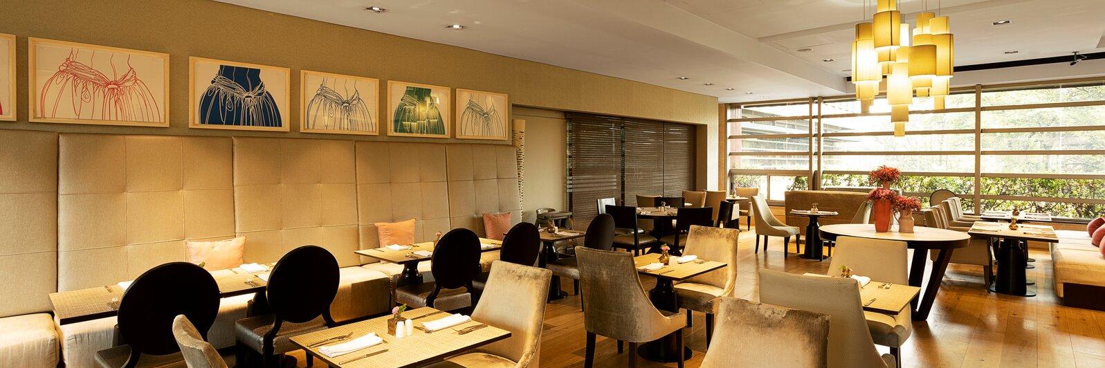 EK Hotel Lobby Restaurant